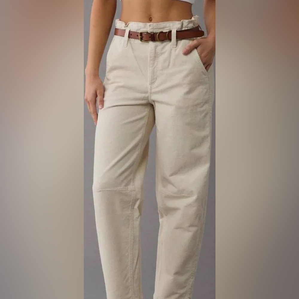 American eagle cream barrel corduroy’s